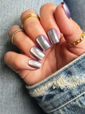 🚨New Release Sparkle & Shine Bestie McKenna Purple Iridescent Cat Eye Press-On
